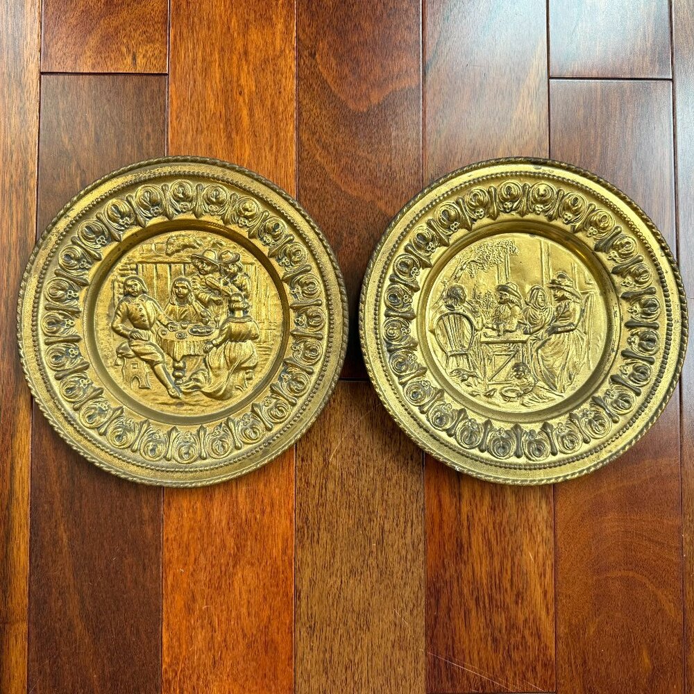 Vintage Pair England Peerage Brass Hanging Wall Plates Pub Scenes Embossed 12''